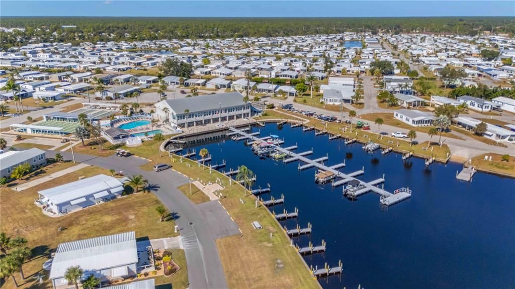 For Sale: $229,900 (2 beds, 2 baths, 1368 Square Feet)