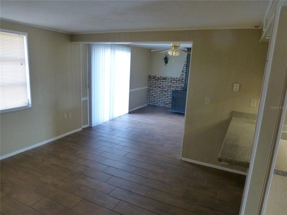 В аренду: $1,500 (2 спален, 1 ванн, 1159 Квадратных фут)