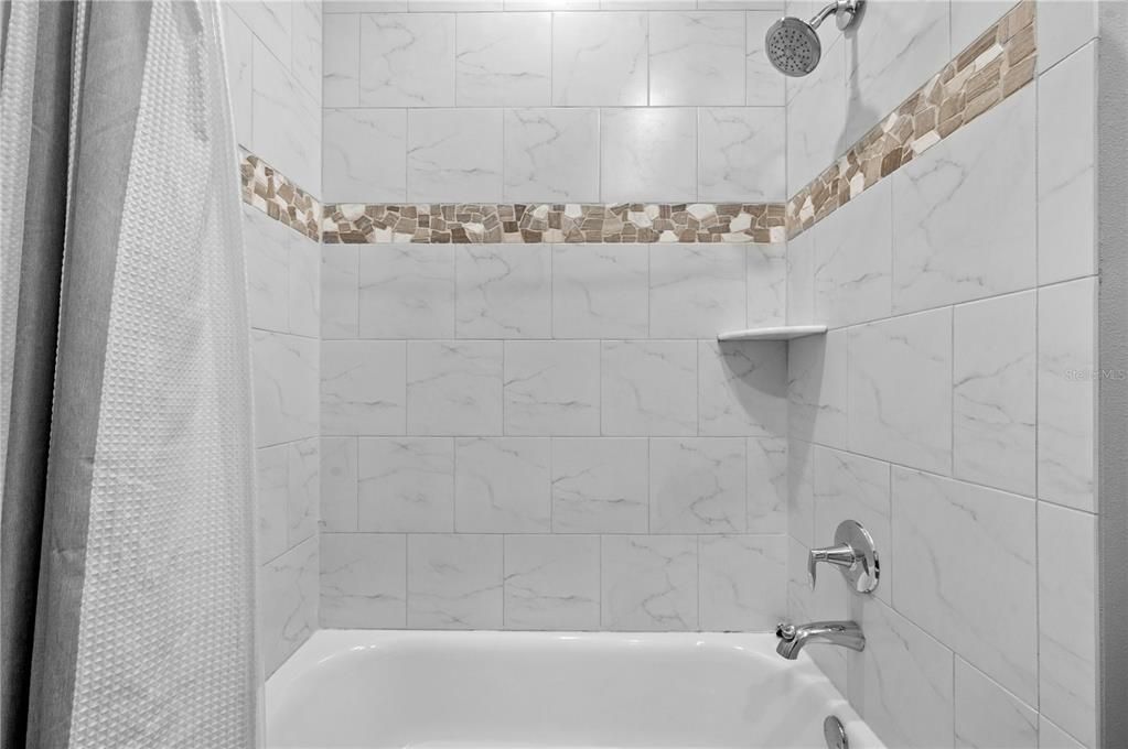 En Venta: $420,000 (3 camas, 2 baños, 1615 Pies cuadrados)