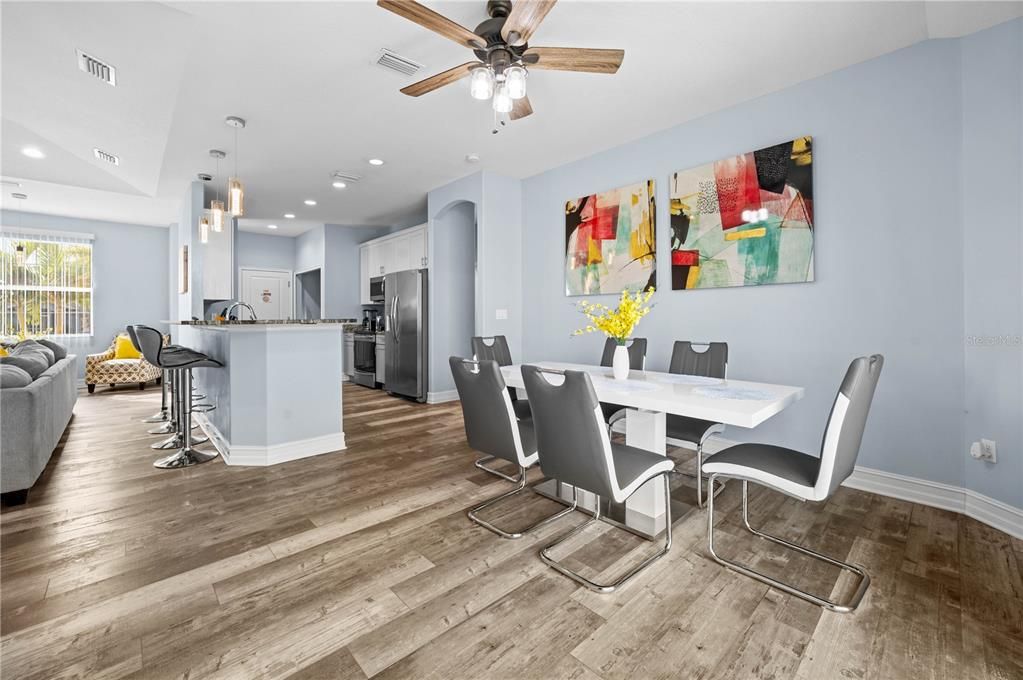 En Venta: $420,000 (3 camas, 2 baños, 1615 Pies cuadrados)