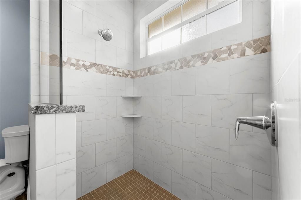 En Venta: $420,000 (3 camas, 2 baños, 1615 Pies cuadrados)