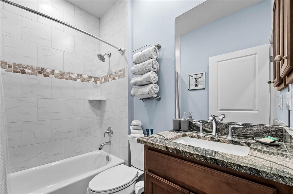 En Venta: $420,000 (3 camas, 2 baños, 1615 Pies cuadrados)