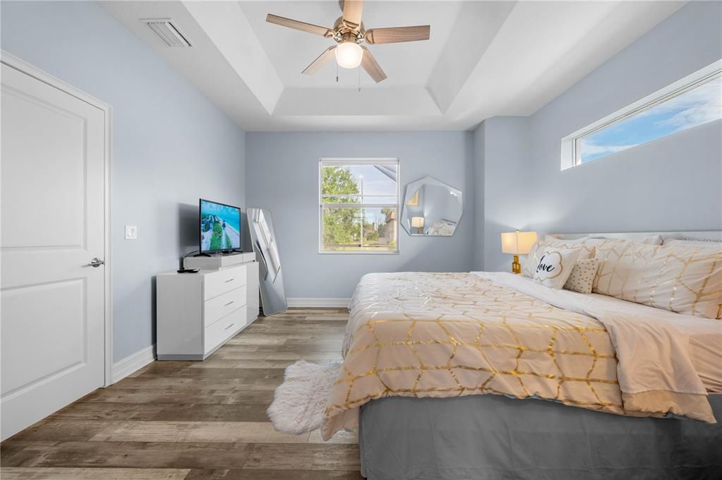 En Venta: $420,000 (3 camas, 2 baños, 1615 Pies cuadrados)