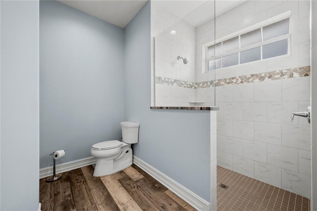 En Venta: $420,000 (3 camas, 2 baños, 1615 Pies cuadrados)