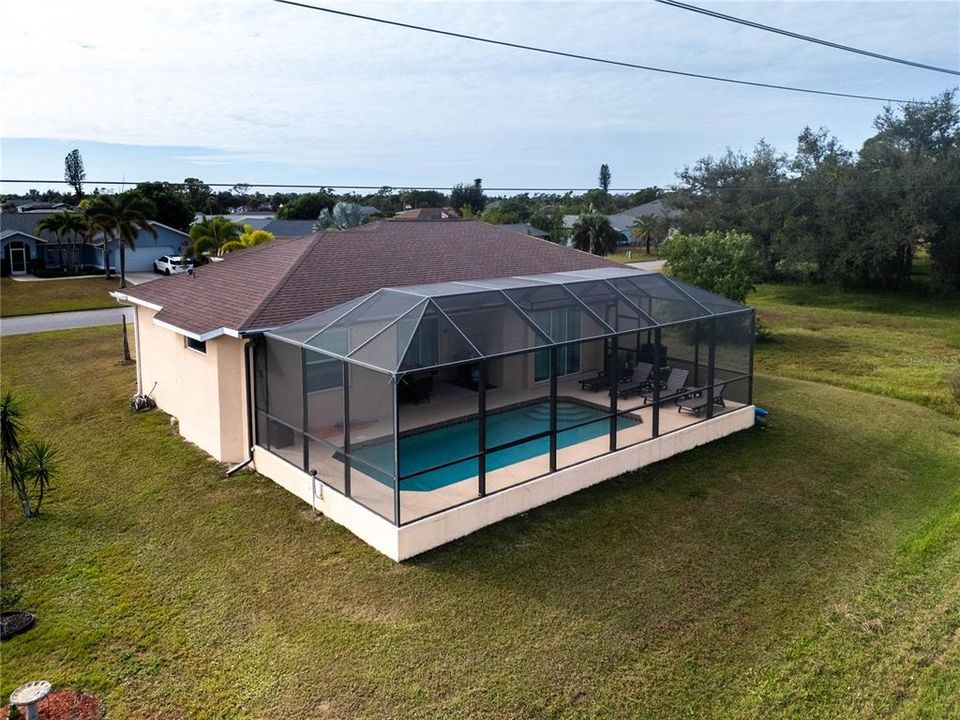 En Venta: $420,000 (3 camas, 2 baños, 1615 Pies cuadrados)