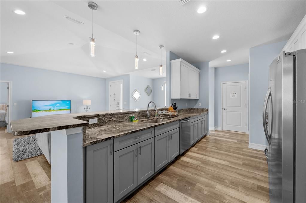 En Venta: $420,000 (3 camas, 2 baños, 1615 Pies cuadrados)