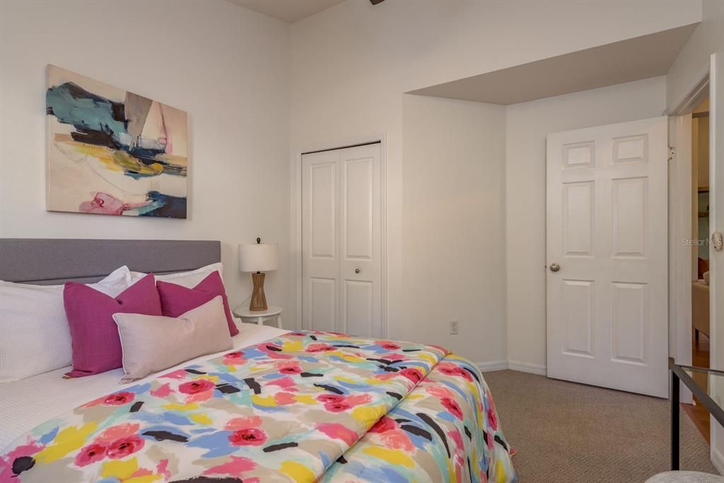 Active With Contract: $550,000 (4 beds, 2 baths, 1744 Square Feet)