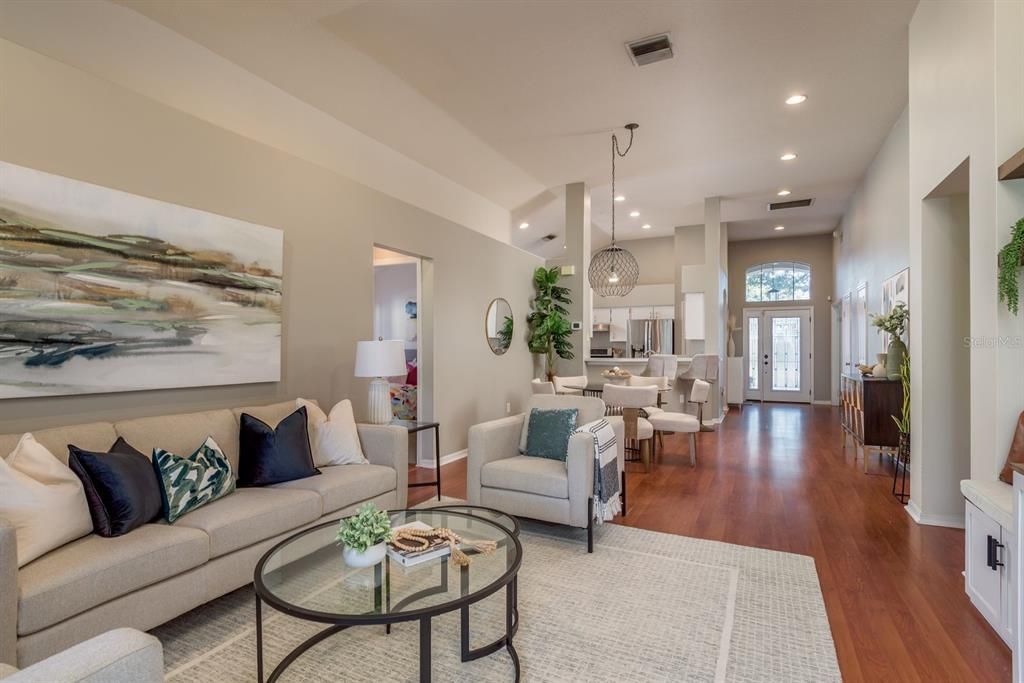 Active With Contract: $550,000 (4 beds, 2 baths, 1744 Square Feet)