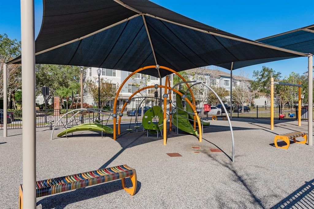 Active With Contract: $550,000 (4 beds, 2 baths, 1744 Square Feet)