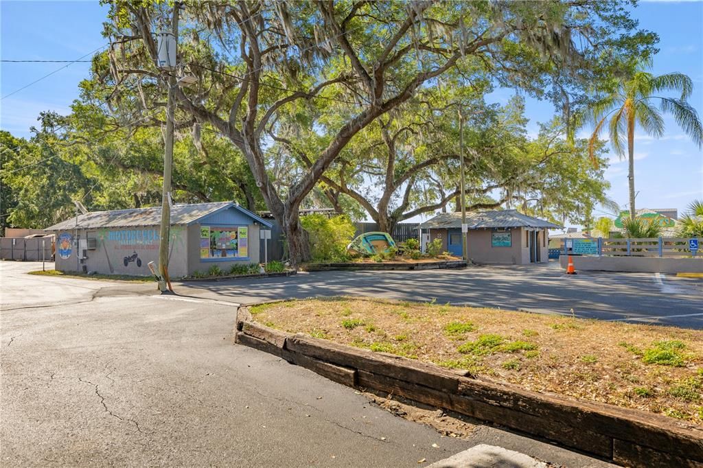 En Venta: $240,000 (3 camas, 2 baños, 1326 Pies cuadrados)