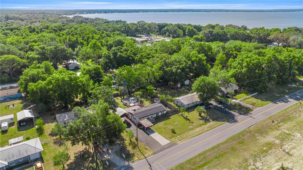 En Venta: $240,000 (3 camas, 2 baños, 1326 Pies cuadrados)