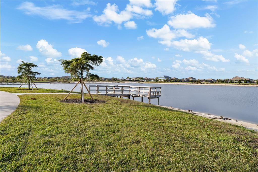 For Sale: $600,000 (3 beds, 3 baths, 2201 Square Feet)