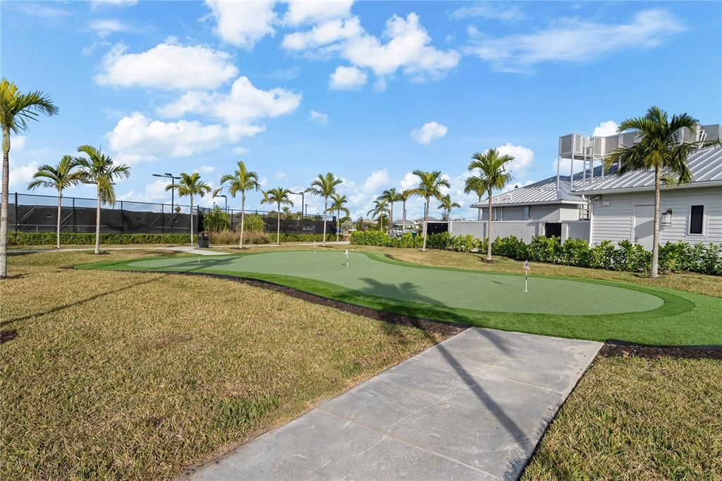 For Sale: $600,000 (3 beds, 3 baths, 2201 Square Feet)