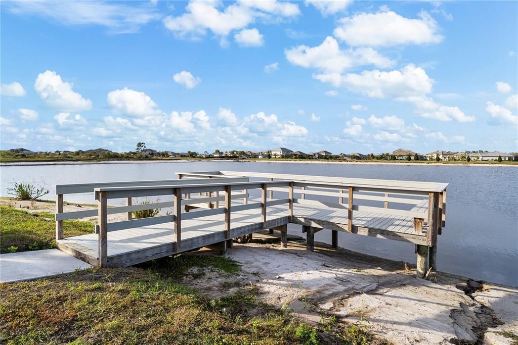 For Sale: $600,000 (3 beds, 3 baths, 2201 Square Feet)