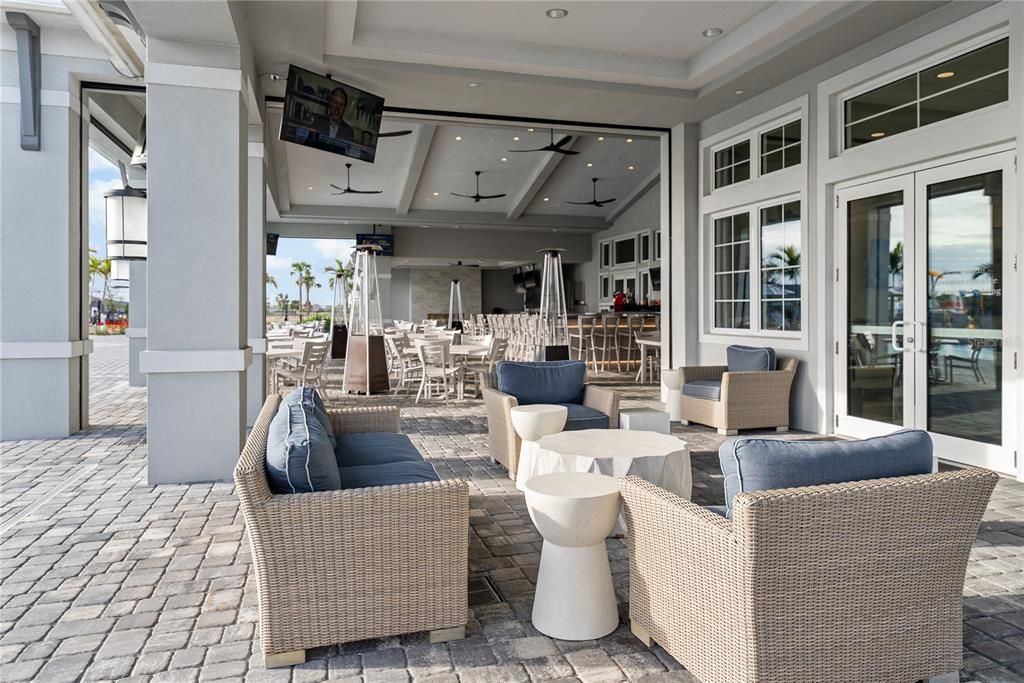 For Sale: $600,000 (3 beds, 3 baths, 2201 Square Feet)