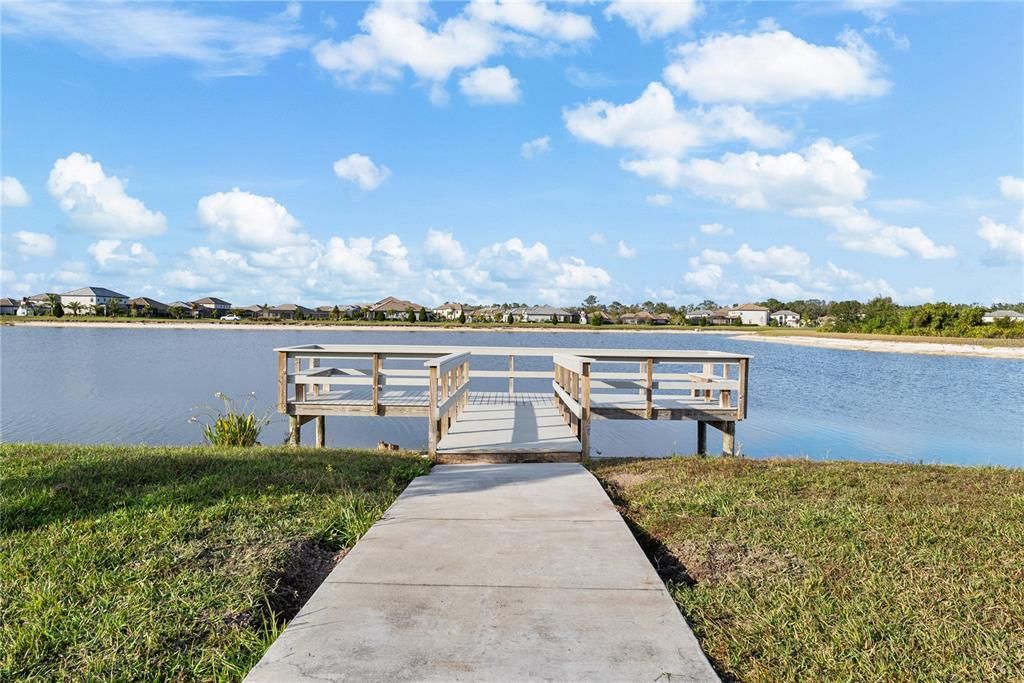 For Sale: $600,000 (3 beds, 3 baths, 2201 Square Feet)