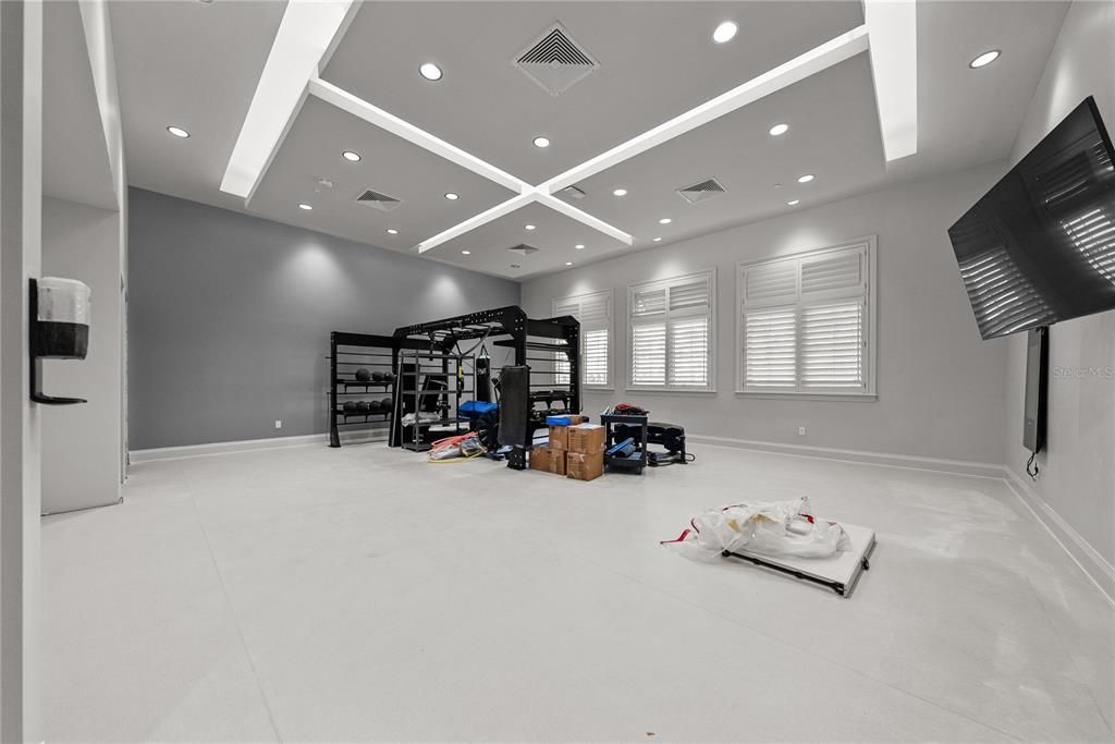 For Sale: $600,000 (3 beds, 3 baths, 2201 Square Feet)