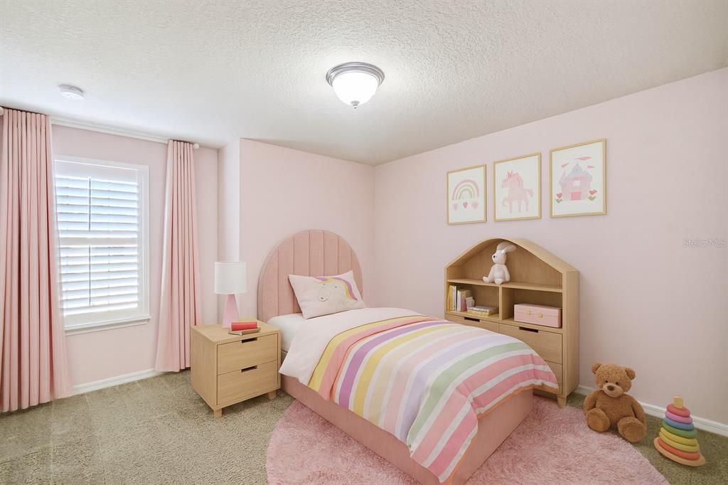 Под контрактом: $305,000 (3 спален, 2 ванн, 2269 Квадратных фут)