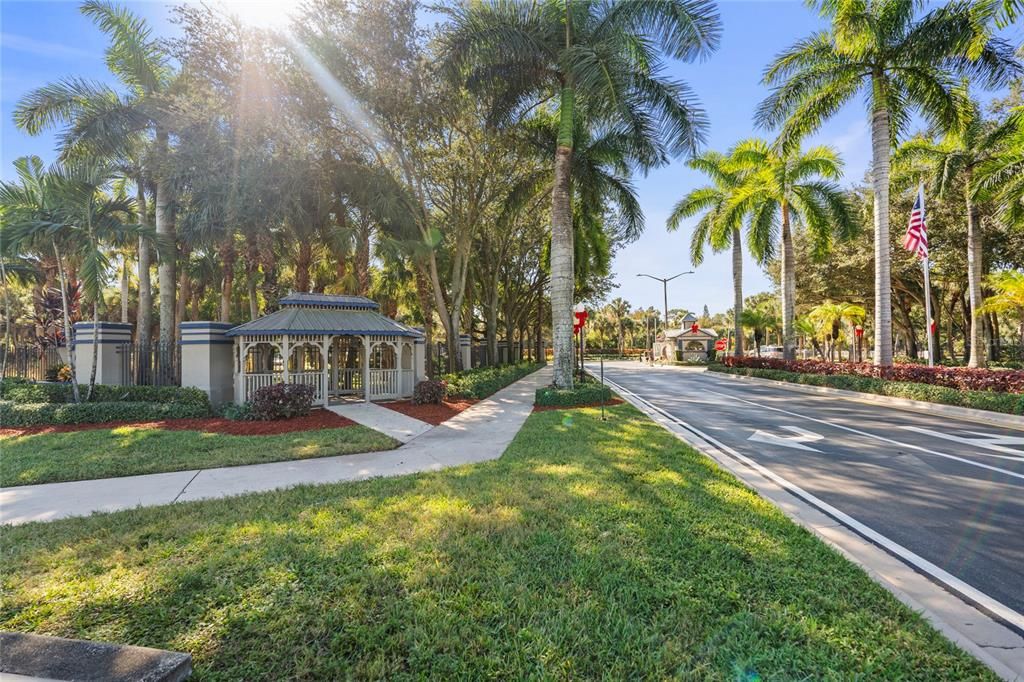 Activo con contrato: $469,900 (3 camas, 2 baños, 1453 Pies cuadrados)