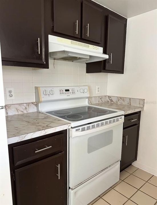 В аренду: $2,350 (3 спален, 2 ванн, 1140 Квадратных фут)