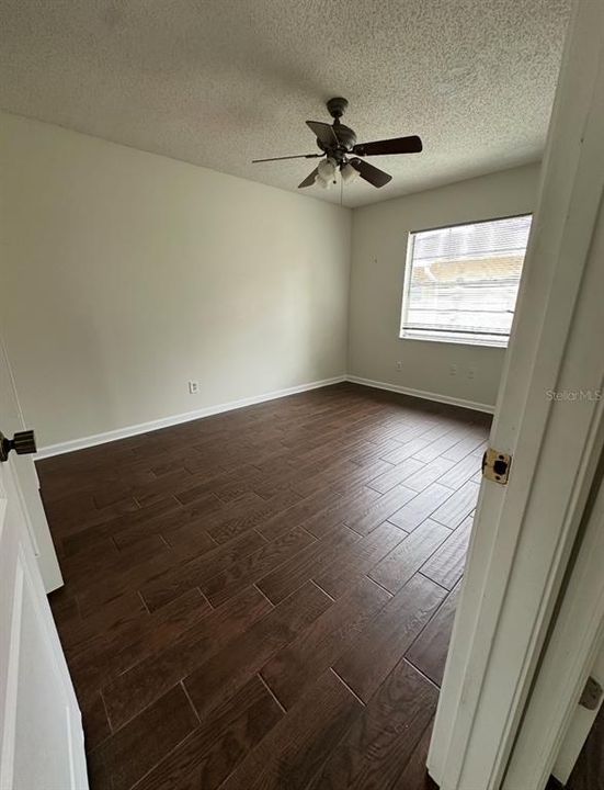 В аренду: $2,350 (3 спален, 2 ванн, 1140 Квадратных фут)