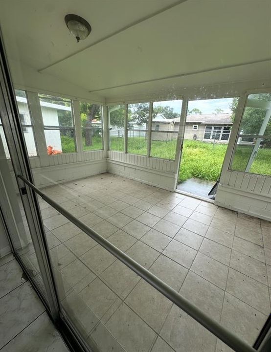 В аренду: $2,350 (3 спален, 2 ванн, 1140 Квадратных фут)