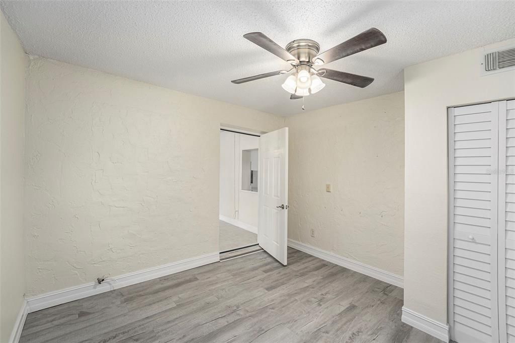 For Sale: $395,000 (3 beds, 2 baths, 1607 Square Feet)