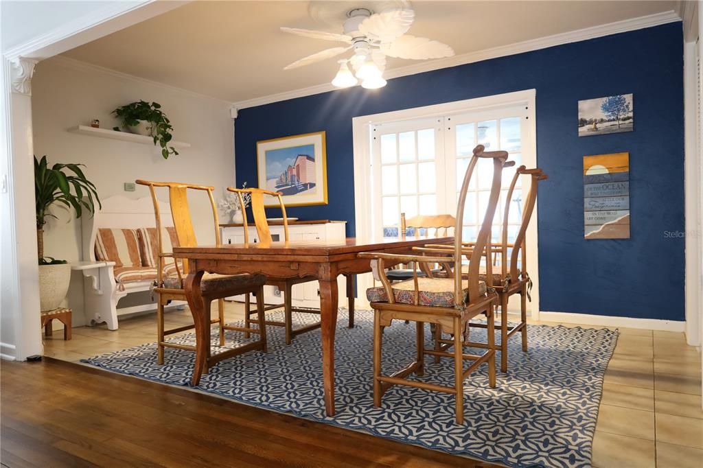 En Venta: $689,999 (3 camas, 2 baños, 1504 Pies cuadrados)