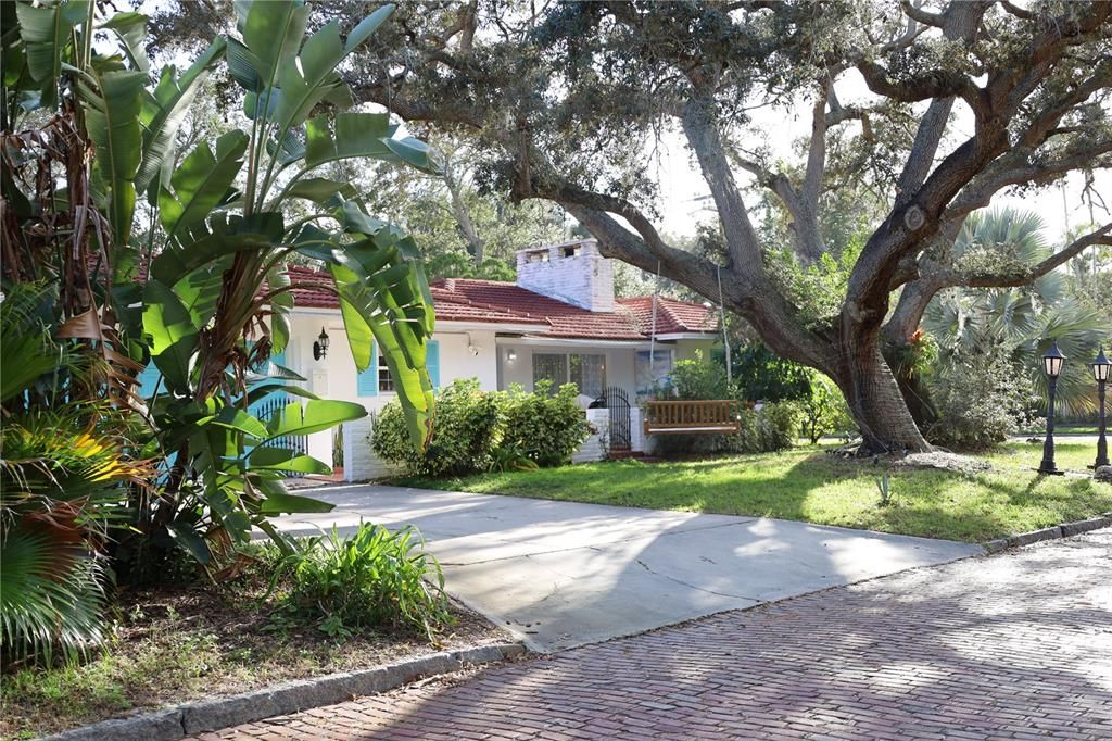 En Venta: $689,999 (3 camas, 2 baños, 1504 Pies cuadrados)