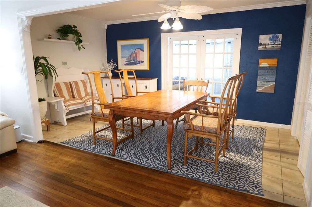 En Venta: $689,999 (3 camas, 2 baños, 1504 Pies cuadrados)