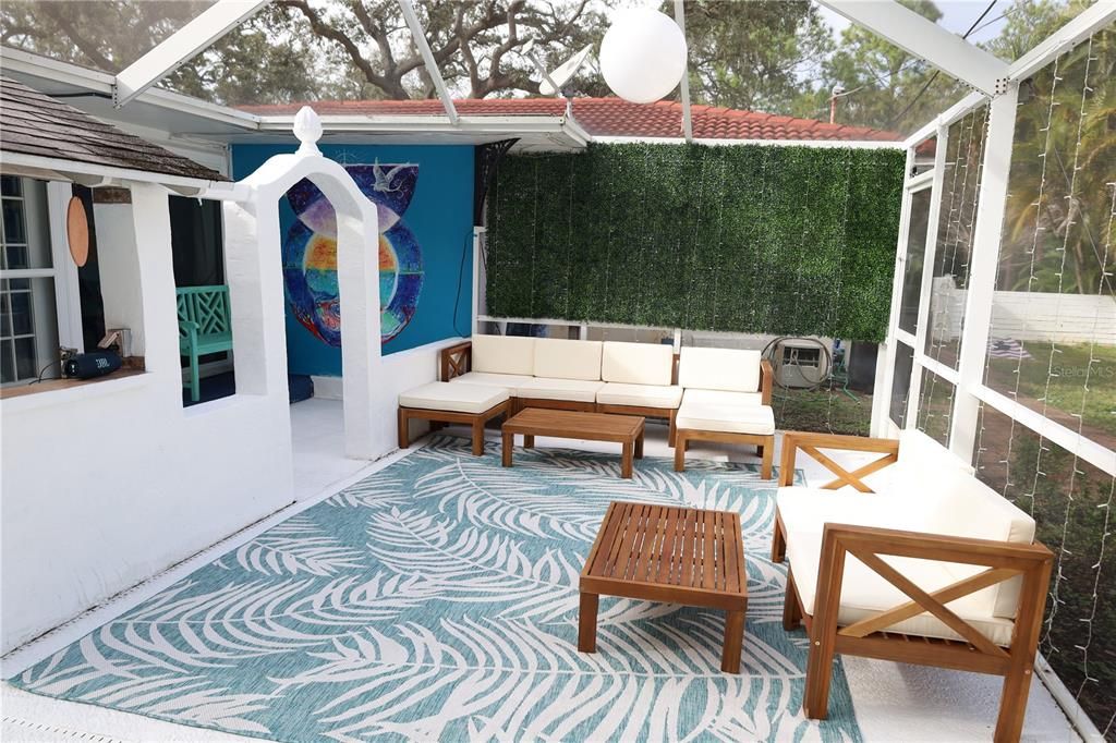 En Venta: $689,999 (3 camas, 2 baños, 1504 Pies cuadrados)