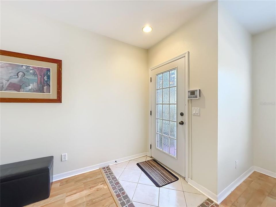 В аренду: $1,750 (2 спален, 2 ванн, 1335 Квадратных фут)