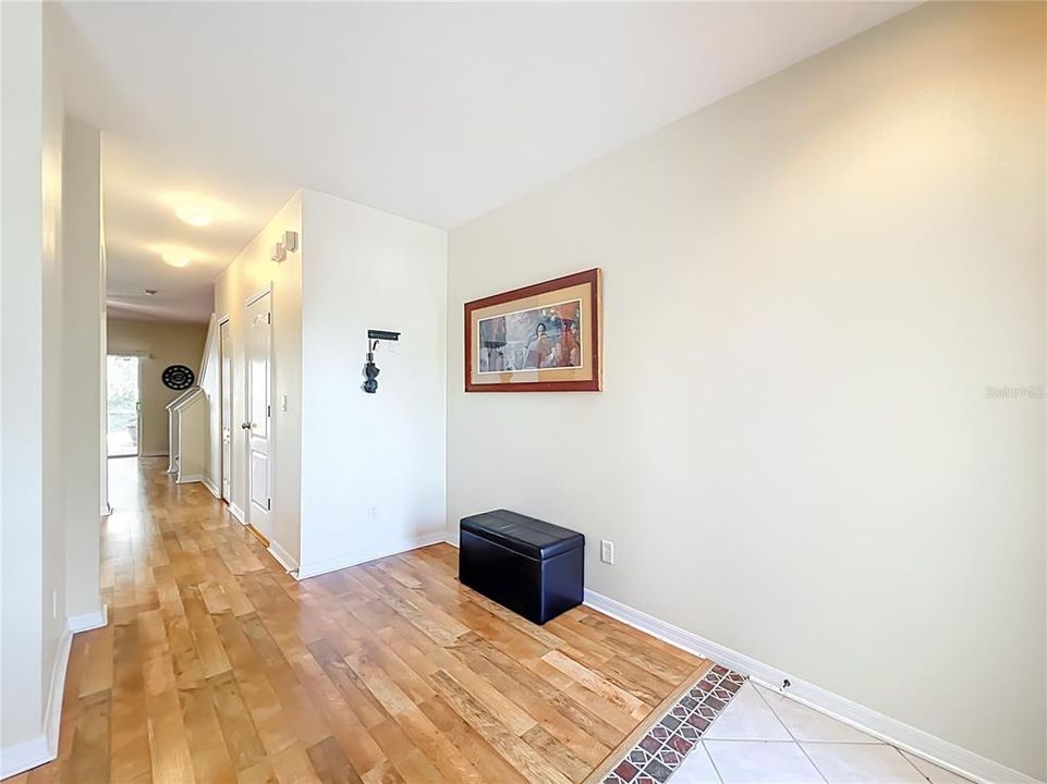 В аренду: $1,750 (2 спален, 2 ванн, 1335 Квадратных фут)