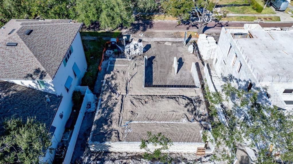 For Sale: $2,195,000 (5 beds, 4 baths, 3804 Square Feet)