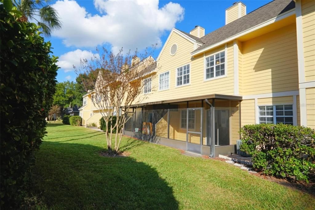 待售: $199,900 (2 贝兹, 1 浴室, 1072 平方英尺)