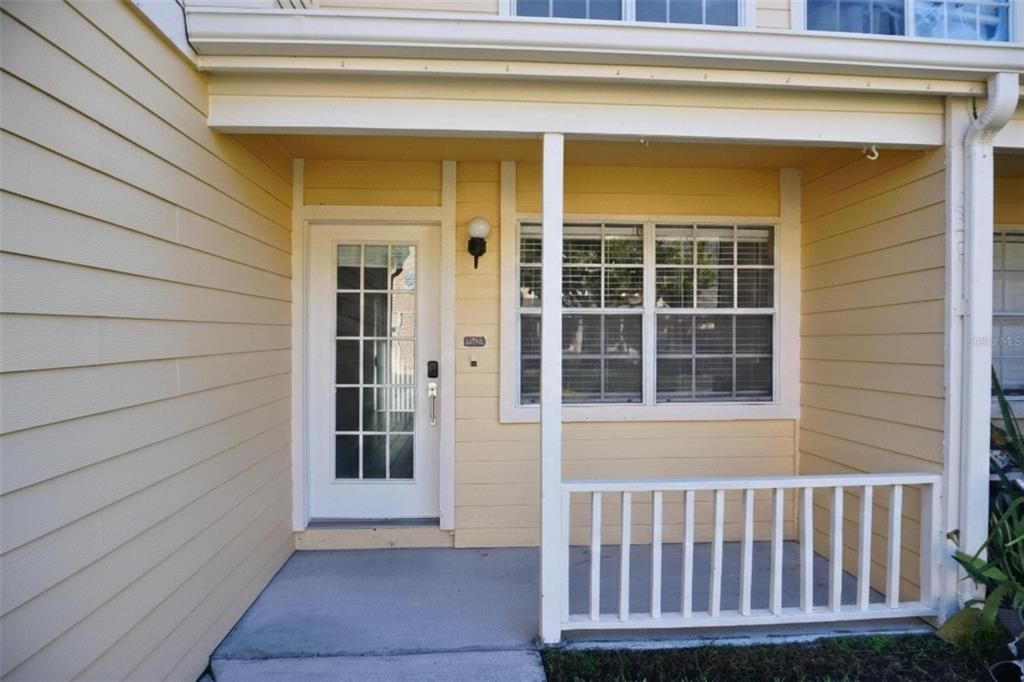 待售: $199,900 (2 贝兹, 1 浴室, 1072 平方英尺)