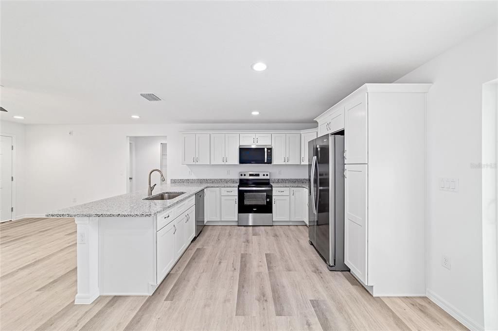 待售: $239,900 (3 贝兹, 2 浴室, 1287 平方英尺)