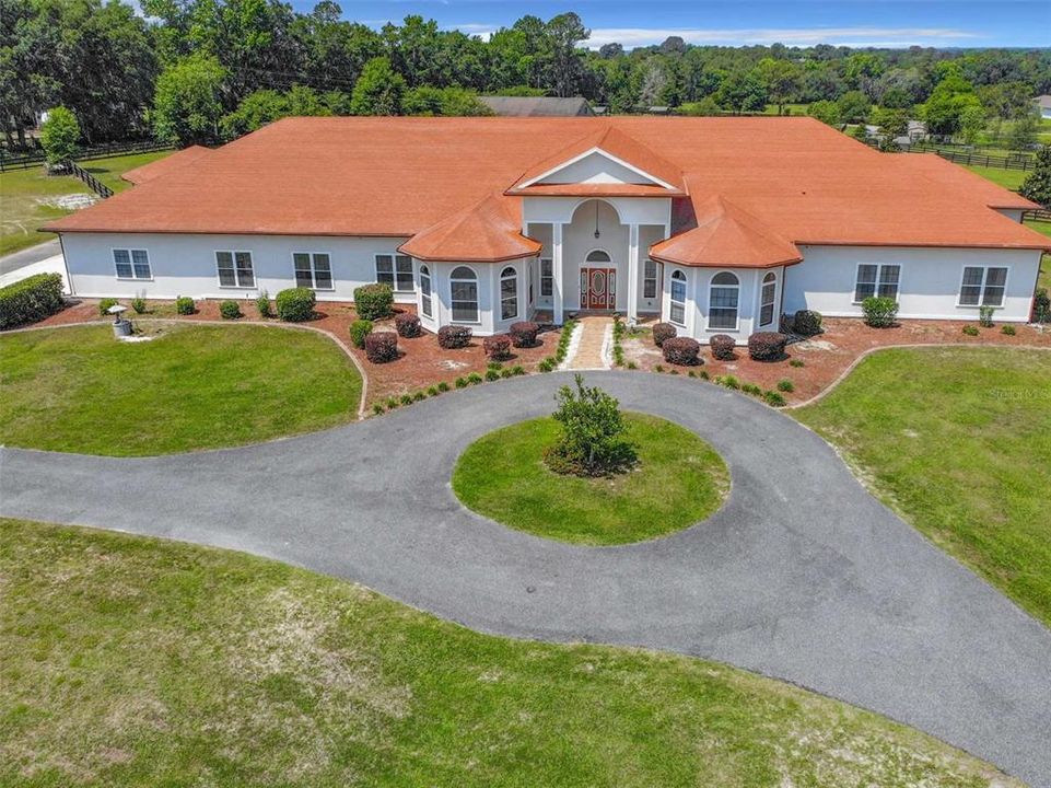 For Sale: $1,850,000 (6 beds, 4 baths, 12578 Square Feet)