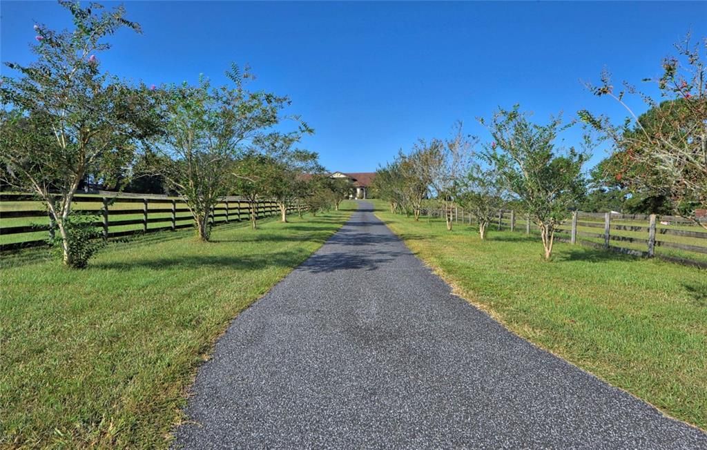 For Sale: $1,850,000 (6 beds, 4 baths, 12578 Square Feet)