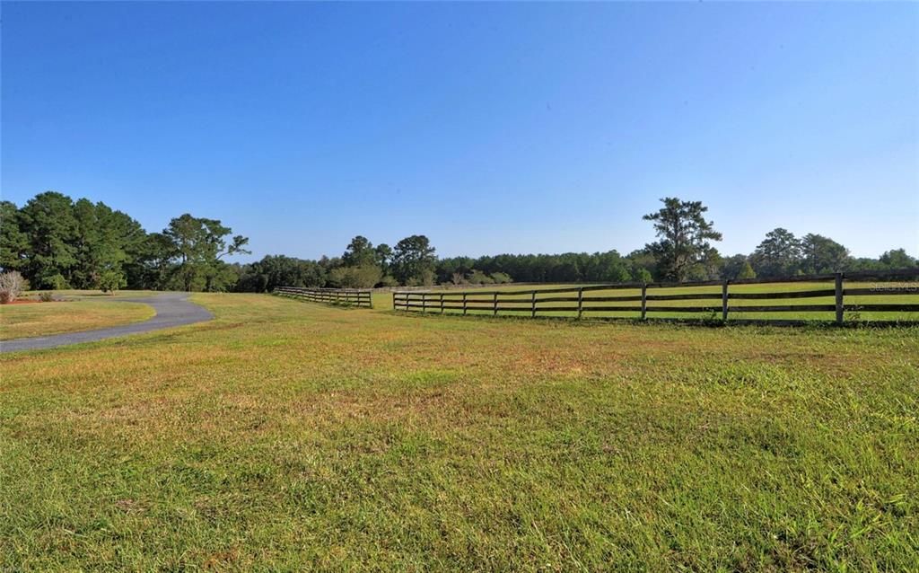 For Sale: $1,850,000 (6 beds, 4 baths, 12578 Square Feet)