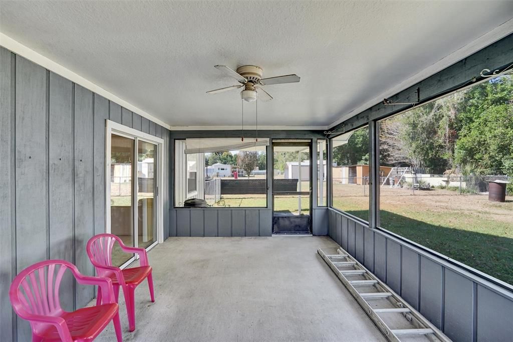 На продажу: $199,900 (3 спален, 2 ванн, 1240 Квадратных фут)