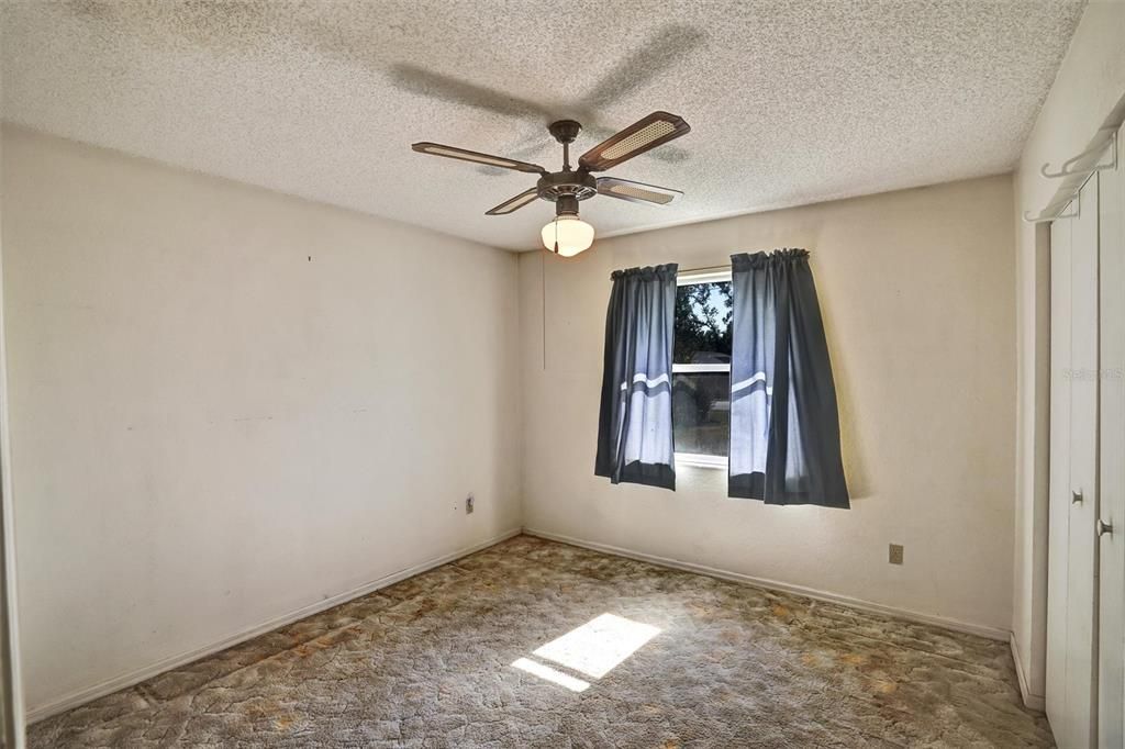 На продажу: $199,900 (3 спален, 2 ванн, 1240 Квадратных фут)