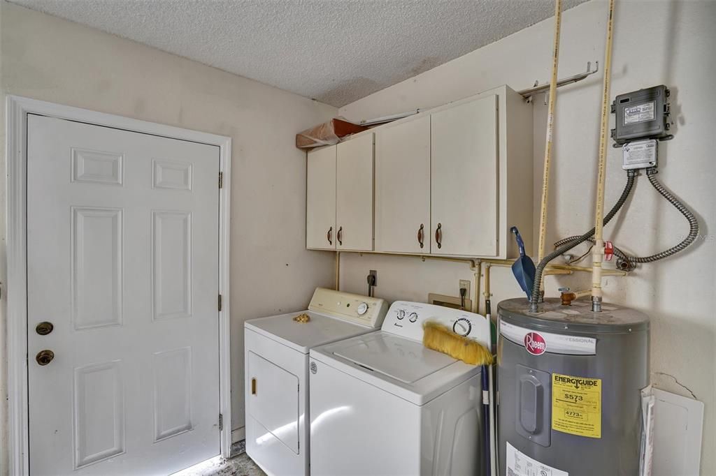 На продажу: $199,900 (3 спален, 2 ванн, 1240 Квадратных фут)