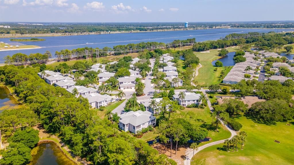 For Rent: $2,300 (2 beds, 2 baths, 1099 Square Feet)