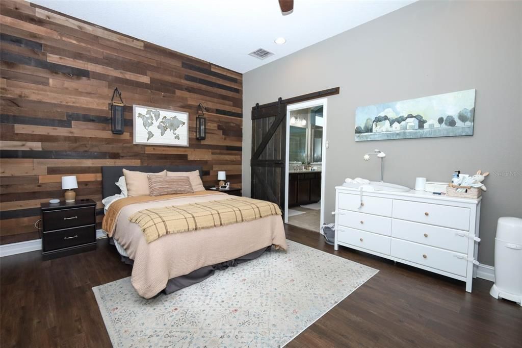 For Sale: $525,000 (3 beds, 2 baths, 2060 Square Feet)