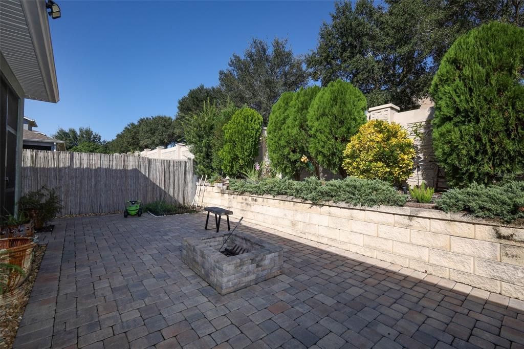 For Sale: $525,000 (3 beds, 2 baths, 2060 Square Feet)