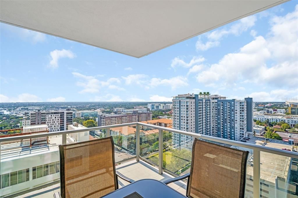 For Sale: $2,195,000 (2 beds, 3 baths, 2172 Square Feet)