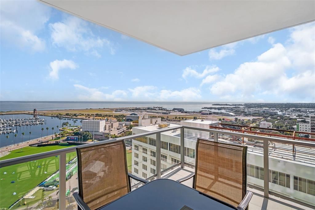 For Sale: $2,195,000 (2 beds, 3 baths, 2172 Square Feet)