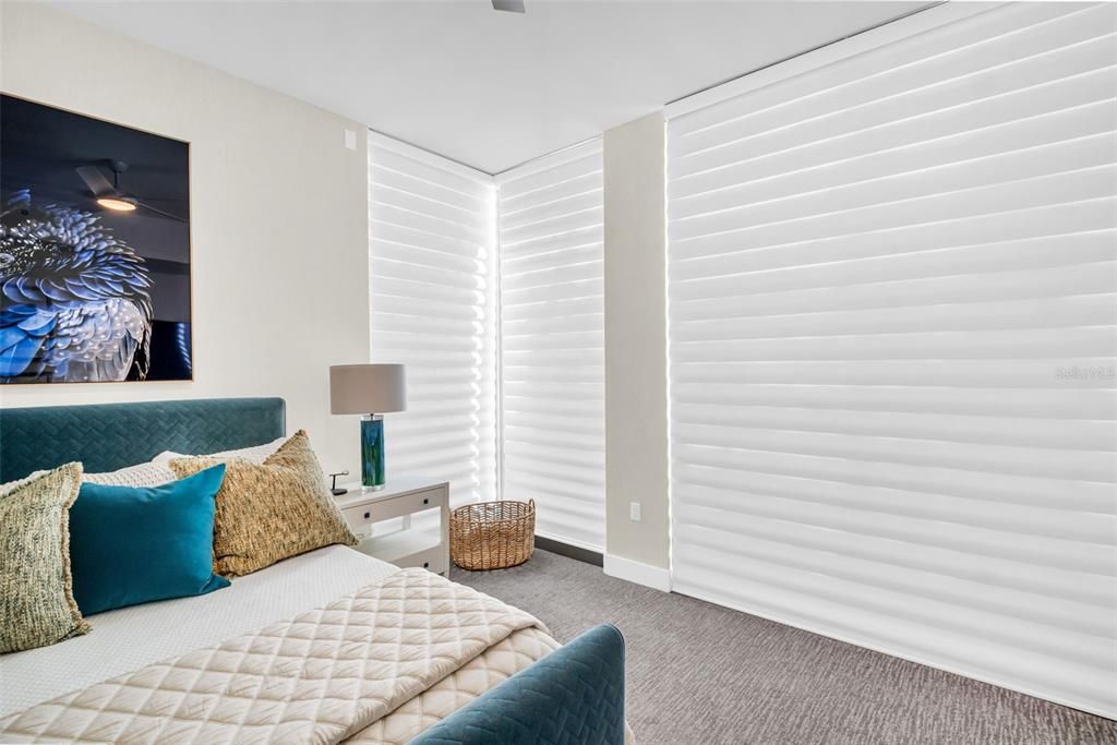 For Sale: $2,195,000 (2 beds, 3 baths, 2172 Square Feet)