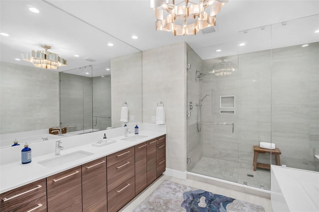 For Sale: $2,195,000 (2 beds, 3 baths, 2172 Square Feet)